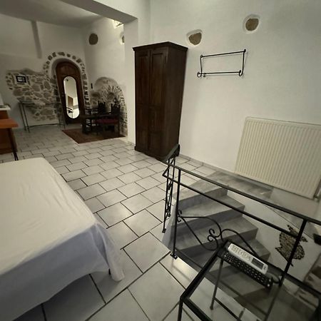 Dukes Place Mesta Екстер'єр фото